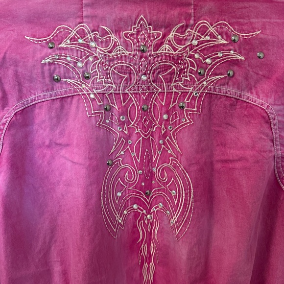 Pink Embroidered Women's Blouse - Picture 5 of 7